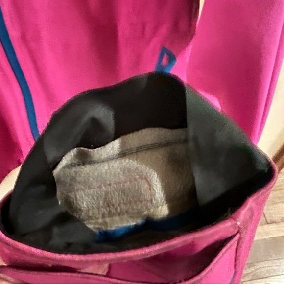 Mountain Hard Wear Dry Q Jacket - Picture 9 of 13